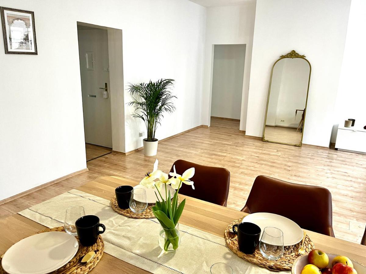 Design Apartment - Parking - Kingsize-Bett - 2X Bad - Zentrum Hanôver Exterior foto